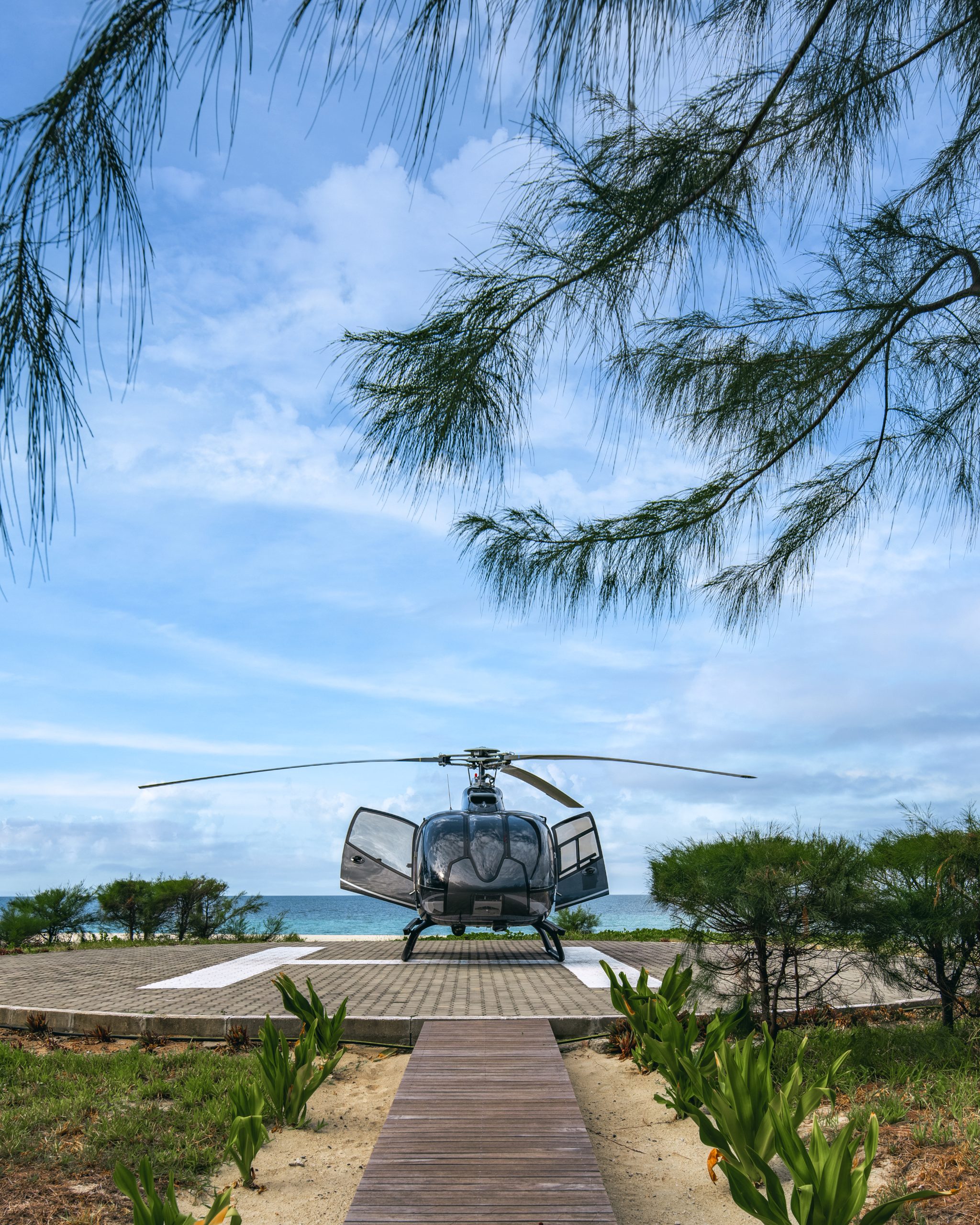 Thanda Island helicopter access AIRWOLF3